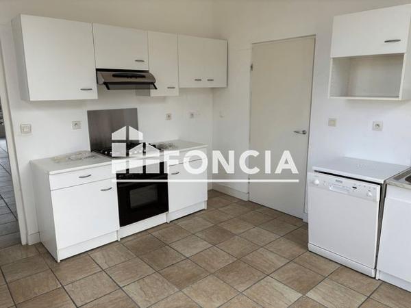 À vendre Appartement 3 pièces 104.25 m² - Crouy-saint-pierre 80310