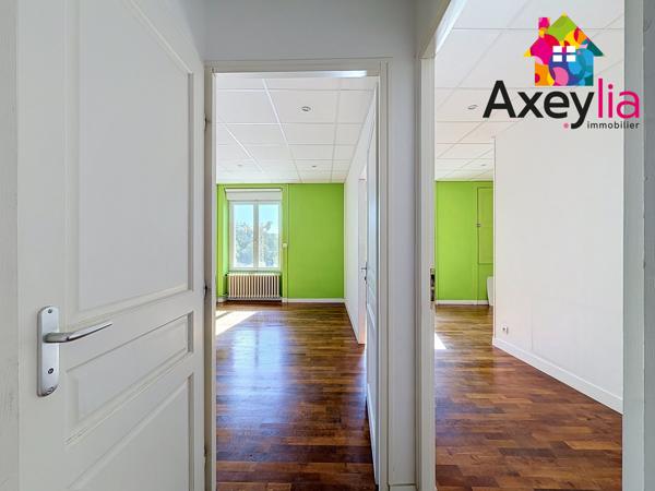 A VENDRE - SAINT GALMIER CENTRE - IMMEUBLE ENTIER 108 M² – BEAU POTENTIEL
