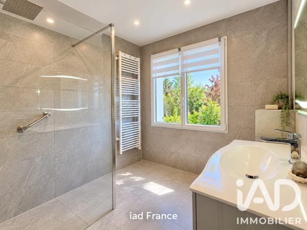 Maison à vendre 7 pièces 185 m² Montigny-le-Bretonneux