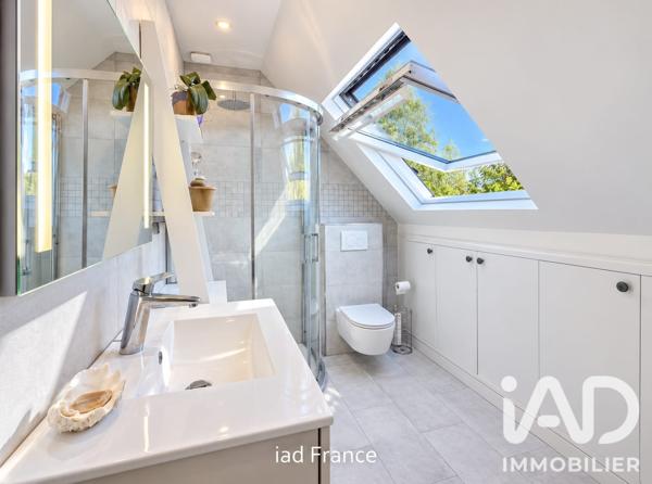 Maison à vendre 7 pièces 185 m² Montigny-le-Bretonneux