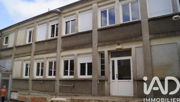 Immeuble à vendre 308 m² Bessé-sur-Braye