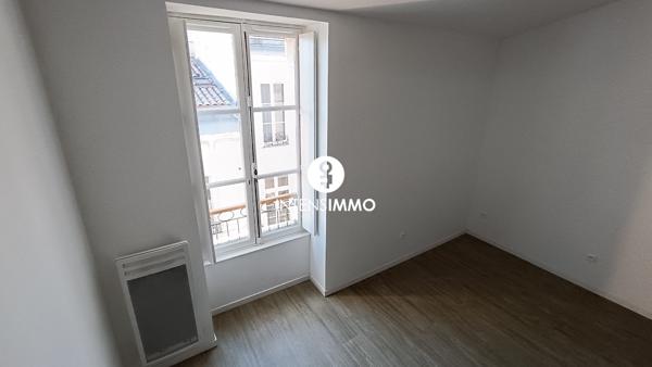 Appartement 1 pièce - 40m² - Bordeaux - Sainte Croix 195 175 € f t