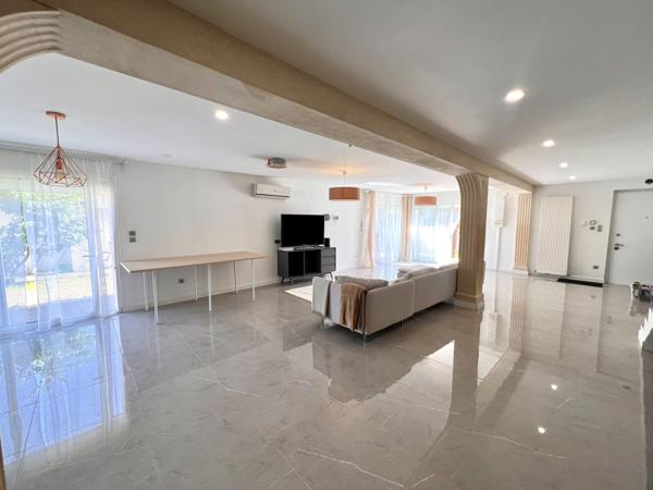 Maison 185m2 avec terrasse et jardin
