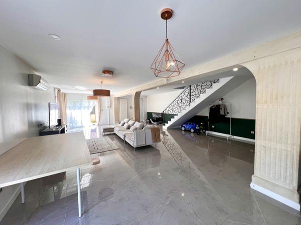 Maison 185m2 avec terrasse et jardin