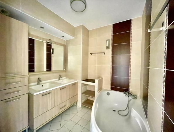 Appartement 4 pièces - 111 m² Bien prestige