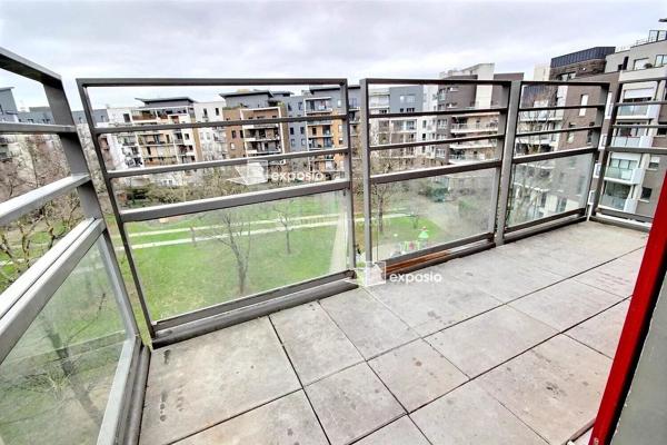 Vente                                                      Appartement
                        
                     4 pièces                      81 m2                     à Asnières-sur-Seine