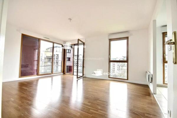 Vente                                                      Appartement
                        
                     4 pièces                      81 m2                     à Asnières-sur-Seine