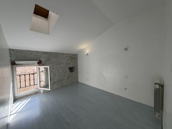MAISON 134 M2 5 CHAMBRES TERRASSE ET DOUBLE GARAGE