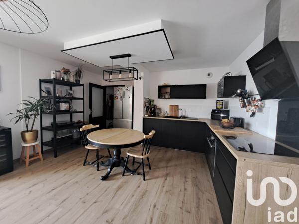 Appartement 3 pièces de 67 m² à Templemars (59175)