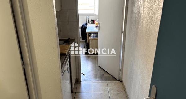 À vendre Studio 18.35 m² - Saint-étienne 42100