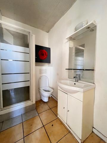 TYPE 2 - 48m2 - BOULEVARD BLANCARDE 4ème - MARSEILLE