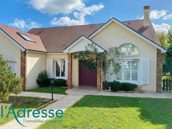 Maison Saint Thibault Des Vignes 6 pièce(s) 190 m2