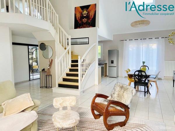 Maison Saint Thibault Des Vignes 6 pièce(s) 190 m2