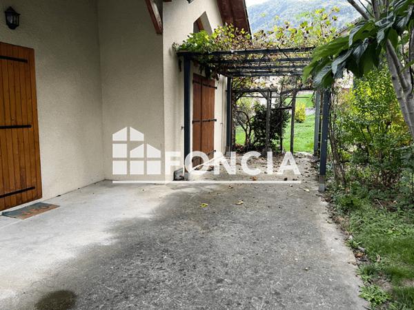 Location Maison 5 pièces 113.3 m² - LIEUDIT LE MOULIN DES PAUVRES St Martin La Chambre 73130
