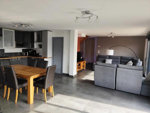 Maison à vendre 5 pièces (60)