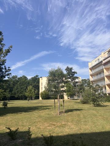 MÉRIGNAC ARLAC – T5 115 m² – 3 CHAMBRES – 2 BALCONS – TRAM A – 2 PARKINGS