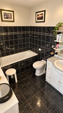 MÉRIGNAC ARLAC – T5 115 m² – 3 CHAMBRES – 2 BALCONS – TRAM A – 2 PARKINGS