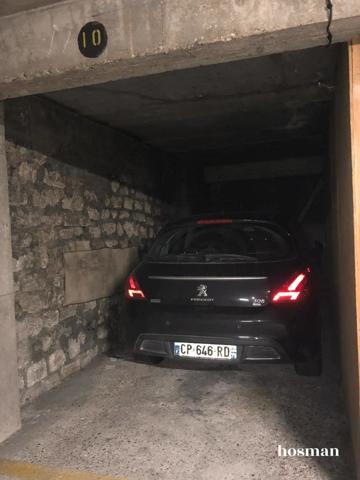 Parking boxable et facile d'accès, place pour une familiale - Rue de Dantzig, Paris 15ème
