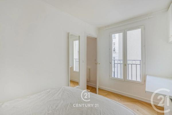 Appartement F2 à vendre  2 pièces - 24,03 m 2   PARIS  - 75015