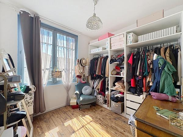 A vendre Montauban(82) MAISON CENTRE VILLE ANNÉE 30 4 CHAMBRES, JARDIN ET GARAGE