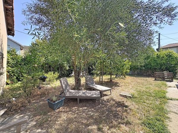 A vendre Montauban(82) MAISON CENTRE VILLE ANNÉE 30 4 CHAMBRES, JARDIN ET GARAGE