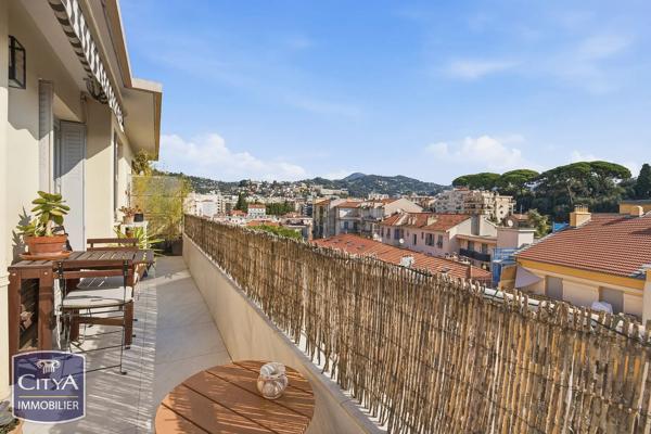 Appartement à vendre 3 pièces 61.7m² Nice (06100)