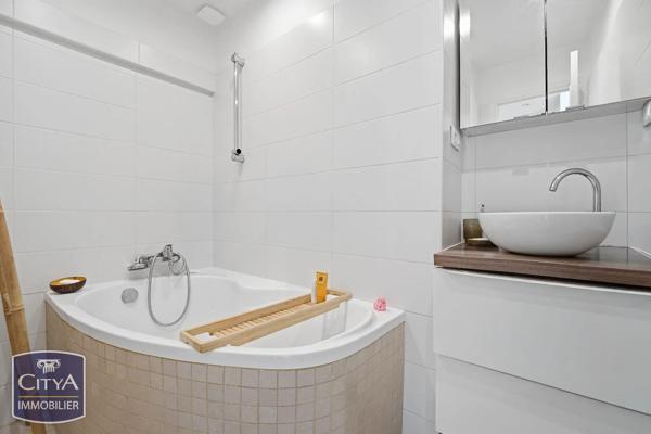 Appartement à vendre 3 pièces 61.7m² Nice (06100)