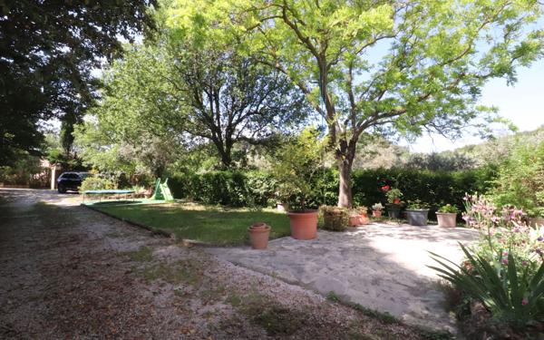 Maison à vendre    4 pièces • 113 m2 Aubagne