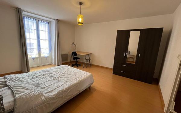 Appartement à louer    2 pièces • 54 m2 Mende