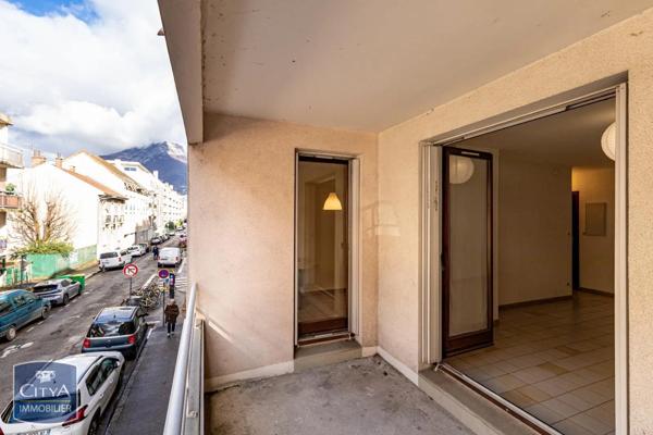 Appartement à vendre 1 pièce 32.54m² Grenoble (38000)