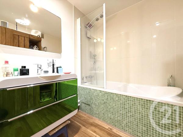 Appartement F4 à vendre  4 pièces - 92,97 m 2   MAREIL MARLY  - 78