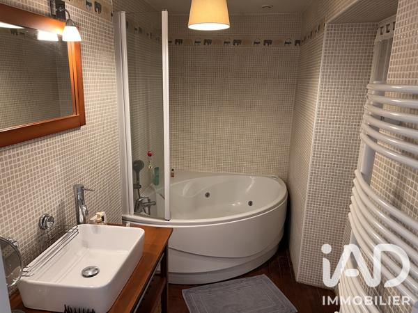 Maison à vendre 7 pièces 179,35 m² Civray