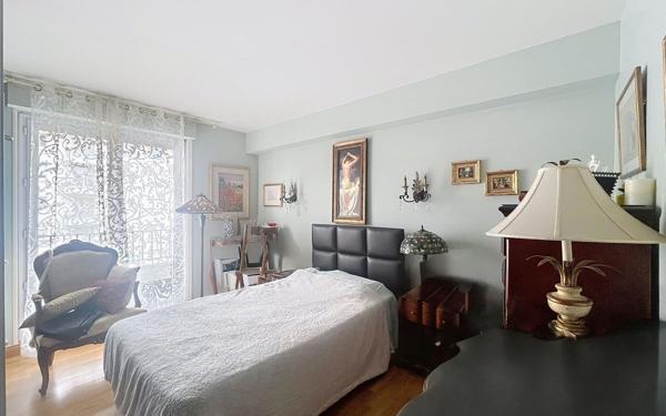 Appartement à vendre    3 pièces • 75 m2 Anglet