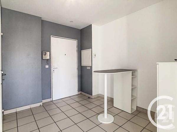 Appartement F1 à vendre  1 pièce - 30,12 m 2   THIAIS  - 94