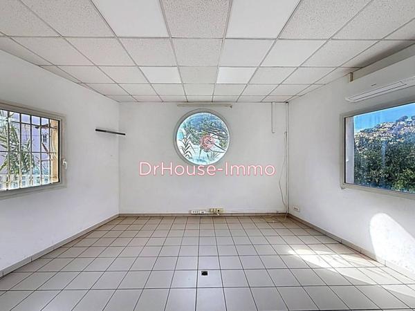Bureau à vendre 10 pièces de 408 m²