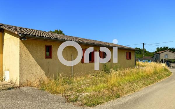 Maison à vendre    1 pièce •  Ruoms