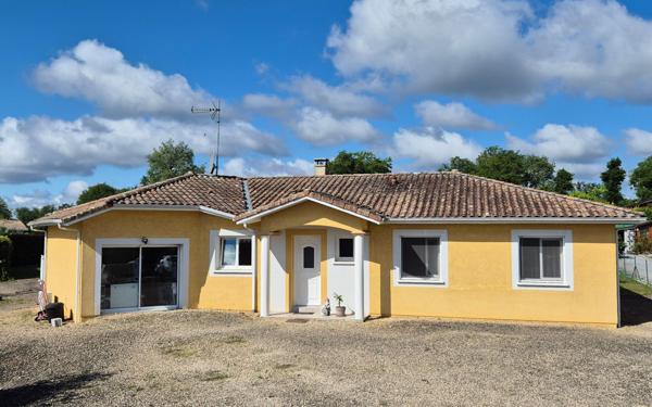 Maison à vendre    5 pièces •  Ygos-Saint-Saturnin