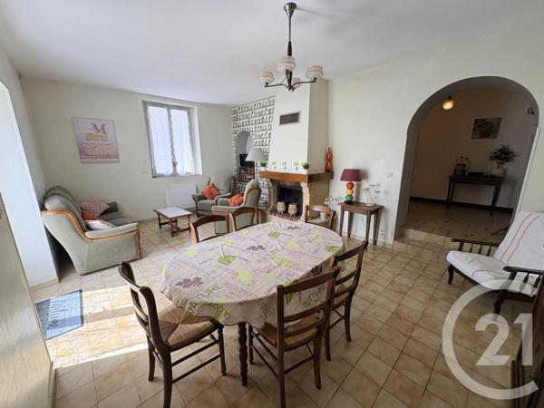 Maison à vendre  4 pièces - 79,57 m 2   JEU MALOCHES  - 36