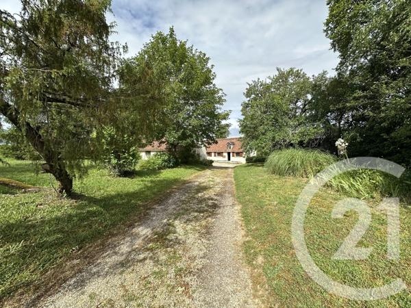 Maison à vendre  4 pièces - 79,57 m 2   JEU MALOCHES  - 36