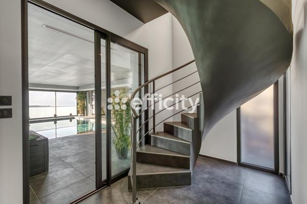 Maison 8 pièces - 242 m² Bien prestige