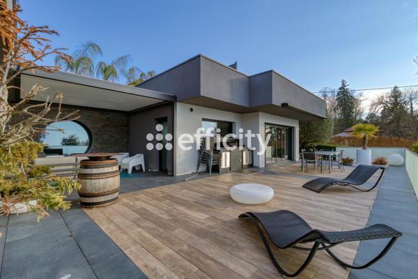 Maison 8 pièces - 242 m² Bien prestige