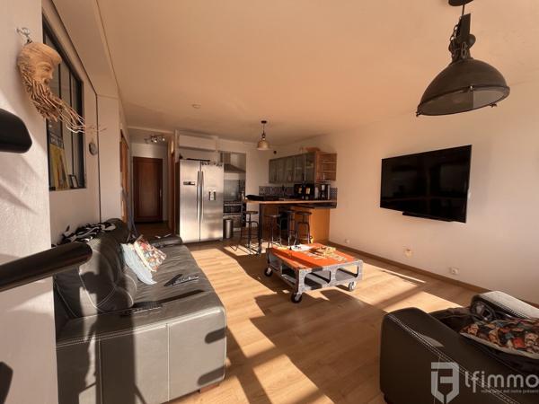 "Appartement d’exception avec vue panoramique sur la Méditerranée !"