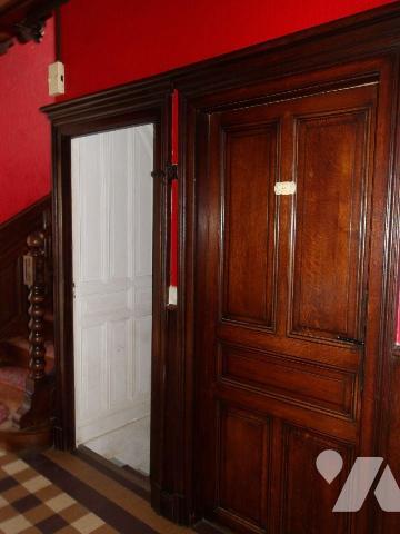 A BOUSSAC (23) CREUSE, maison de caractère élevée sur garage, cave et buanderie/chaufferie d'un...