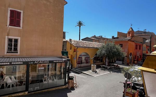 Appartement à vendre    2 pièces •  Biot