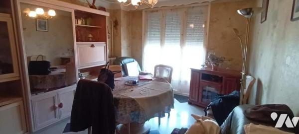 Appartement T3 avec balcon et parking privé