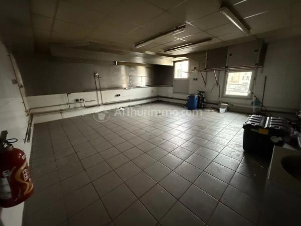 Vente Local commercial 182 m2 à Aubière