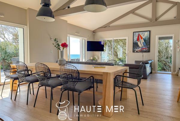 GUINGUETTE – Villa T8 avec piscine face à l’océan