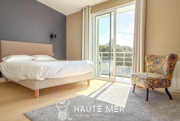 GUINGUETTE – Villa T8 avec piscine face à l’océan