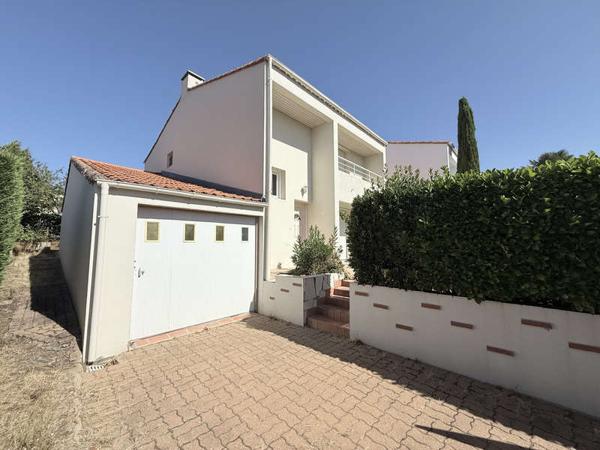LA ROCHE SUR YON / Location Maison 4 Pièces 90 m²