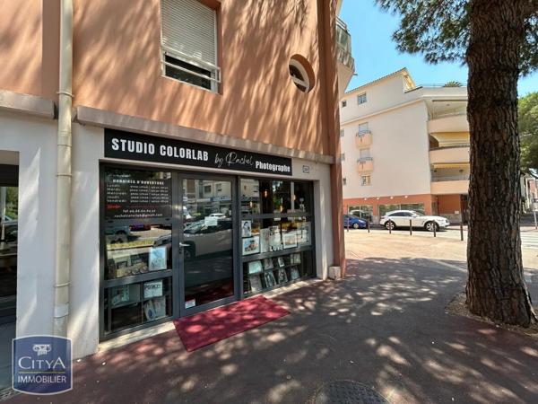 Location local professionnel 47.45m²